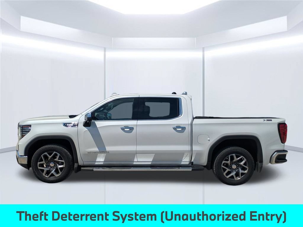 Used 2023 GMC Sierra 1500 SLT w/ SLT Premium Package AWD/4WD image 2