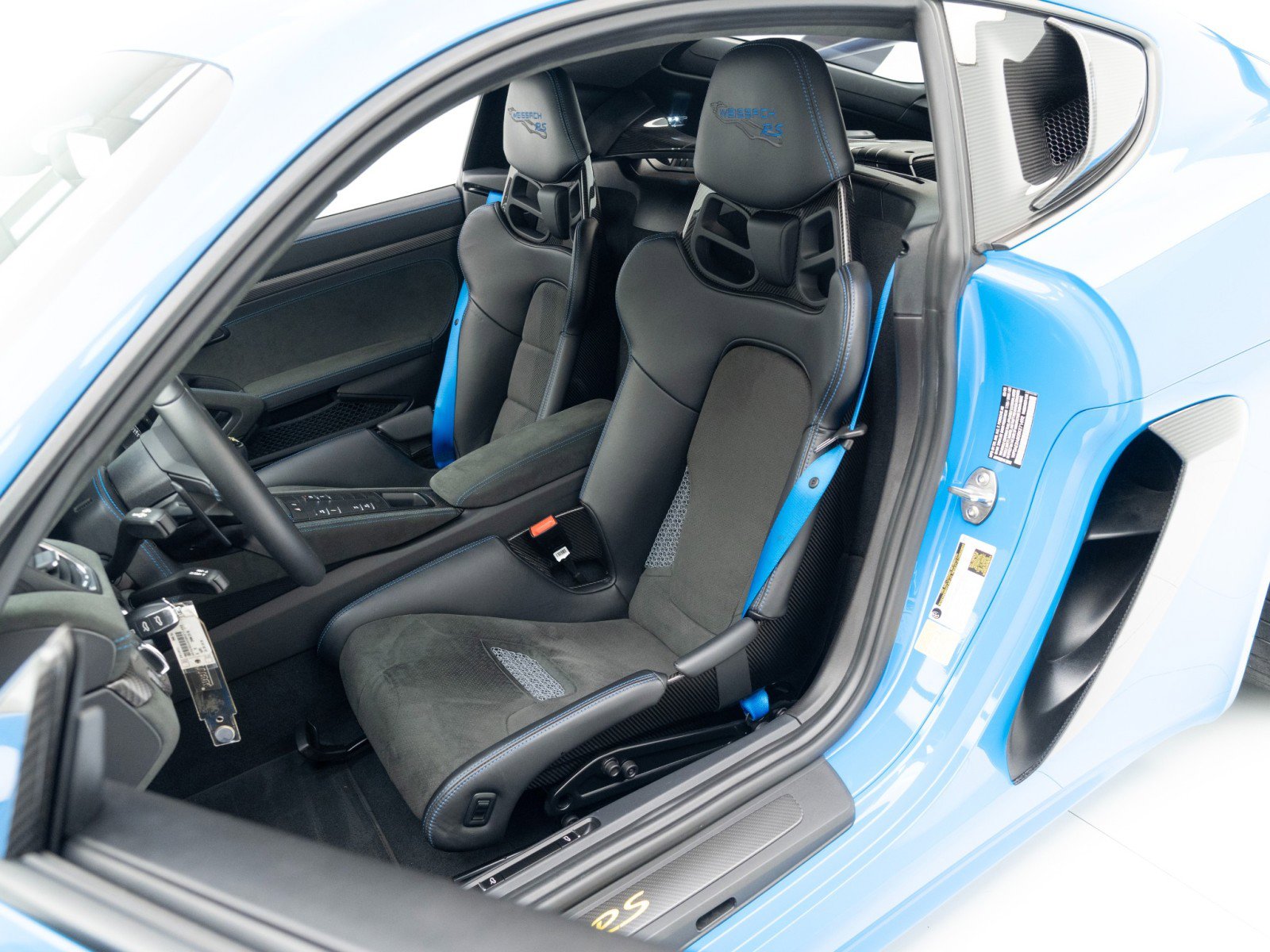 Certified 2025 Porsche 718 Cayman GT4 RS image 5