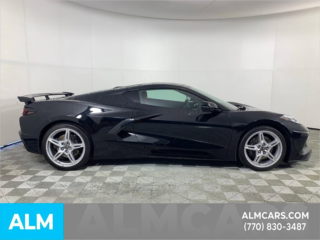 Used 2025 Chevrolet Corvette Stingray Coupe w/ 1LT image 10