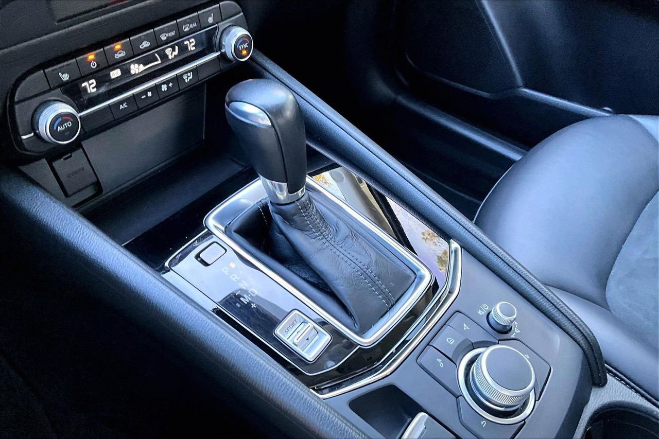 Used 2021 MAZDA CX-5 Touring image 29