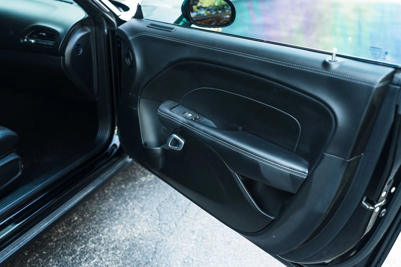 Used 2022 Dodge Challenger R/T Scat Pack RWD image 32