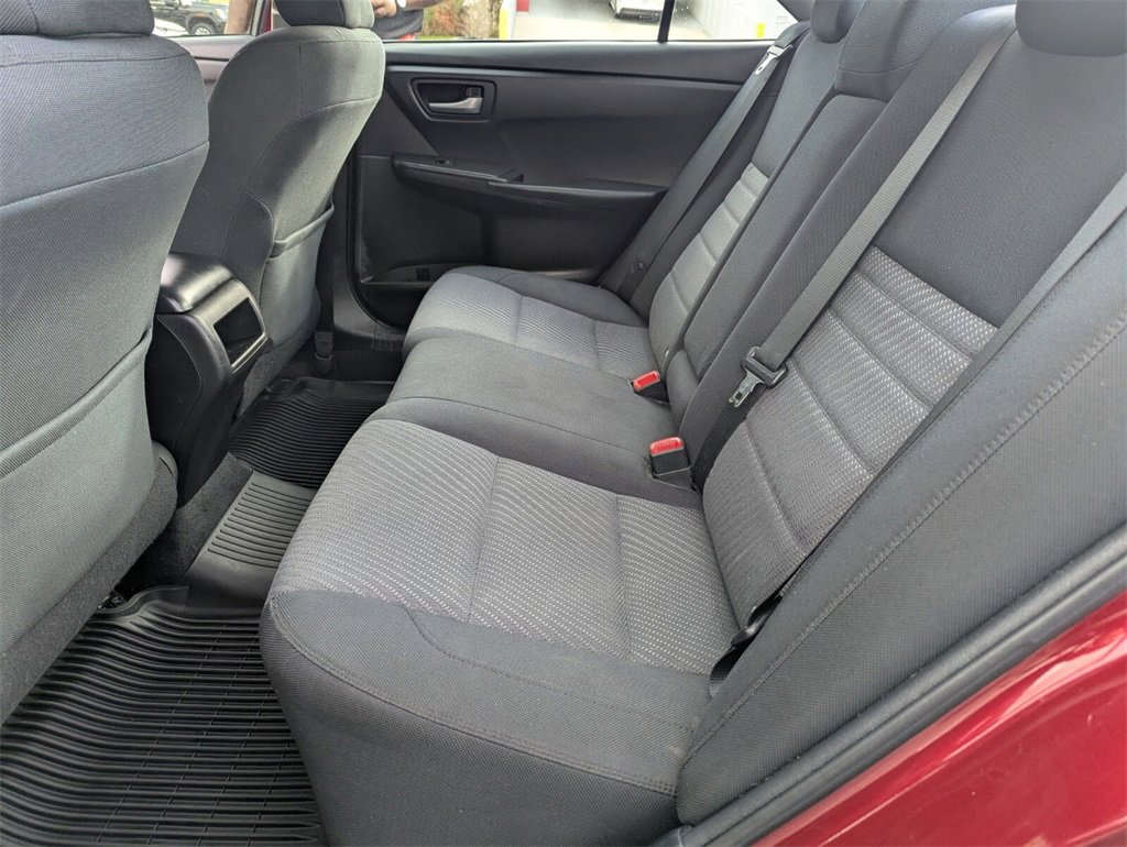 Certified 2017 Toyota Camry LE image 20