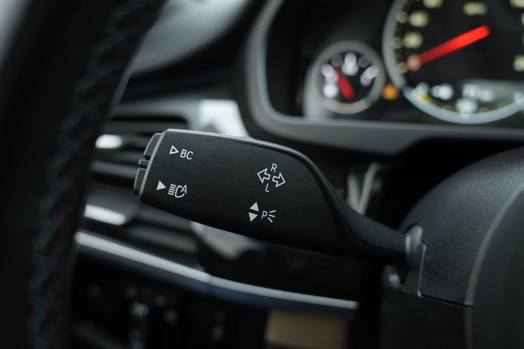 Used 2019 BMW X6 M image 54