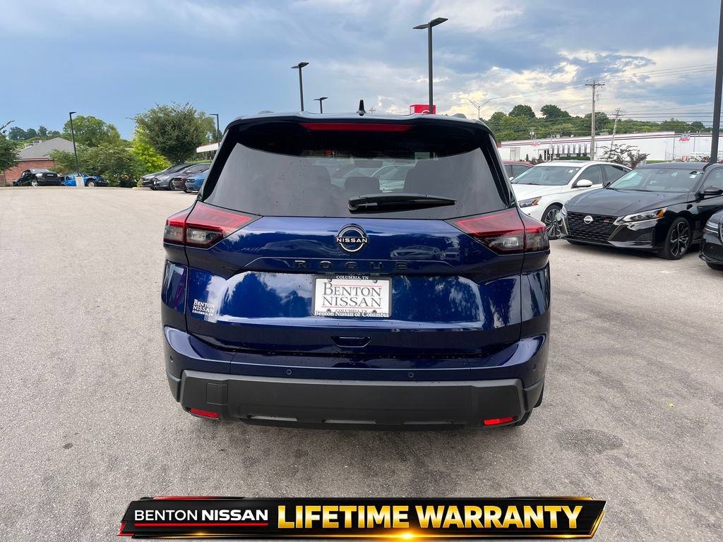 Certified 2026 Nissan Rogue Dark Armor FWD image 7