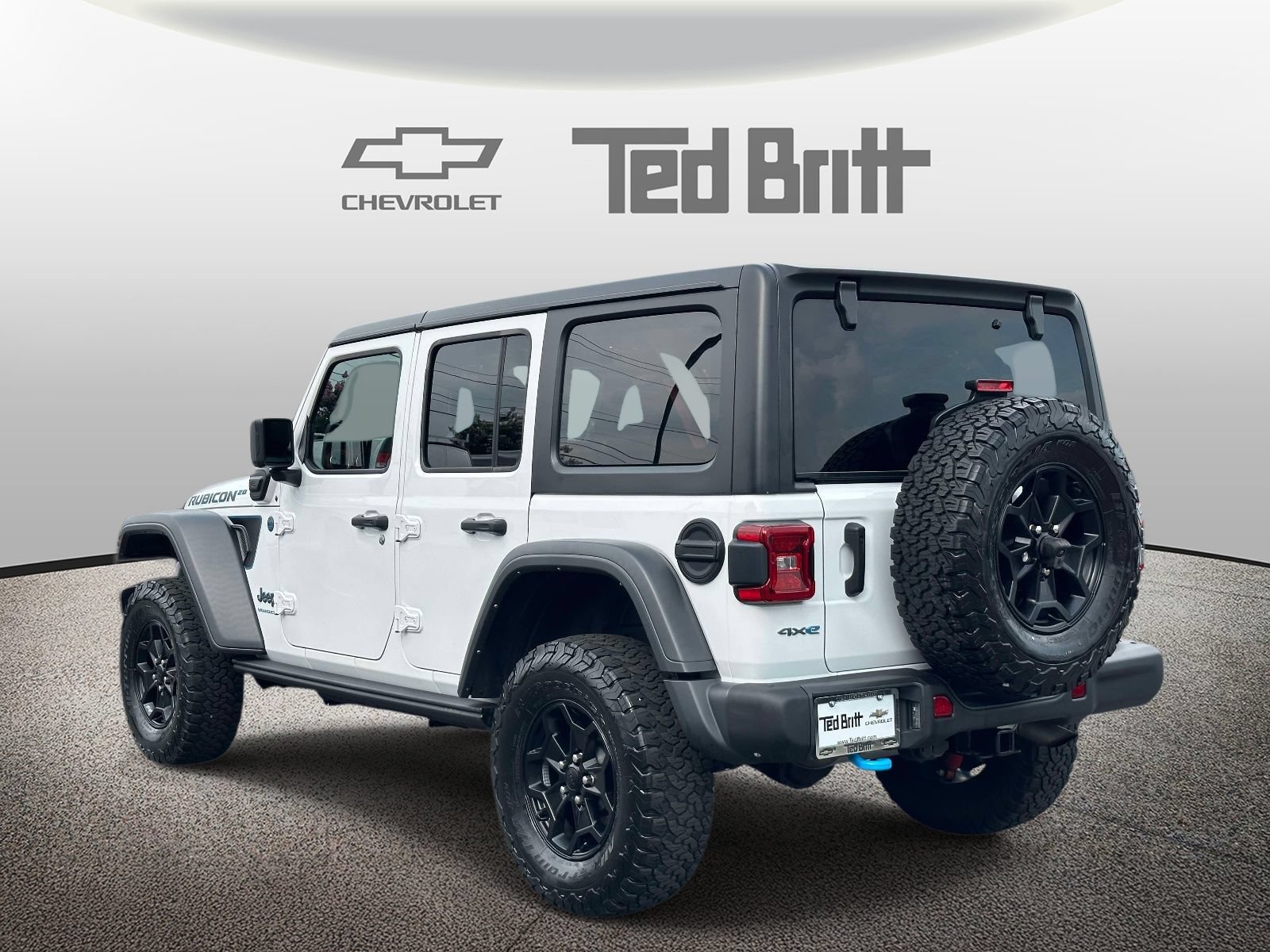 Used 2023 Jeep Wrangler Unlimited Rubicon 4xe AWD/4WD image 6