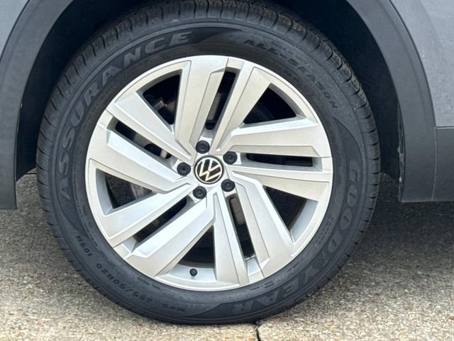 Used 2021 Volkswagen Atlas Cross Sport SE AWD/4WD image 4