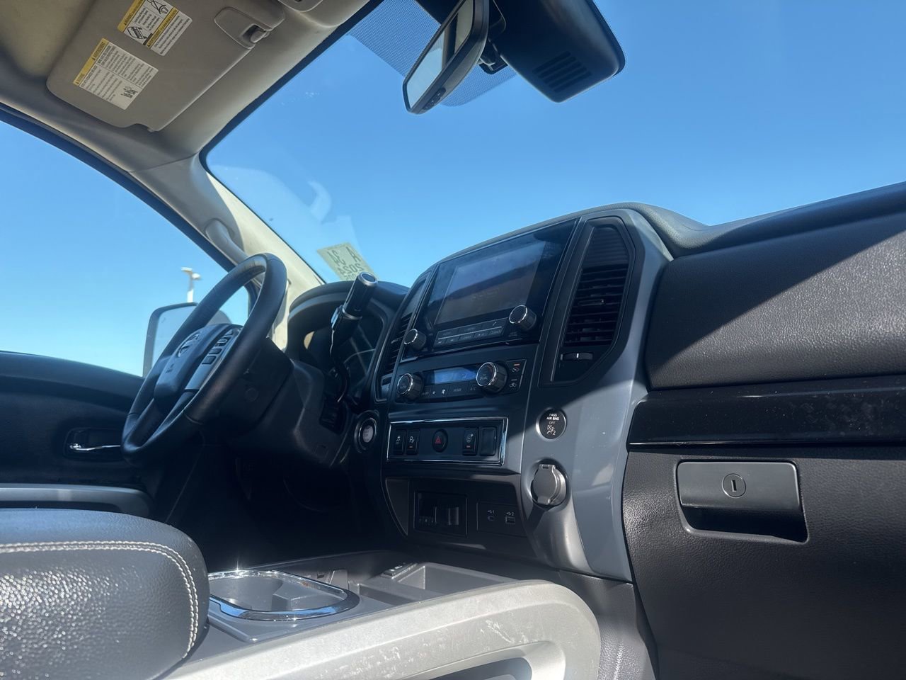 Certified 2024 Nissan Titan SV w/ SV Convenience Package image 28