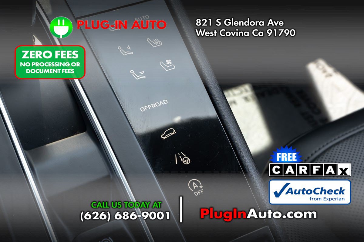 Used 2022 Porsche Macan AWD/4WD image 24