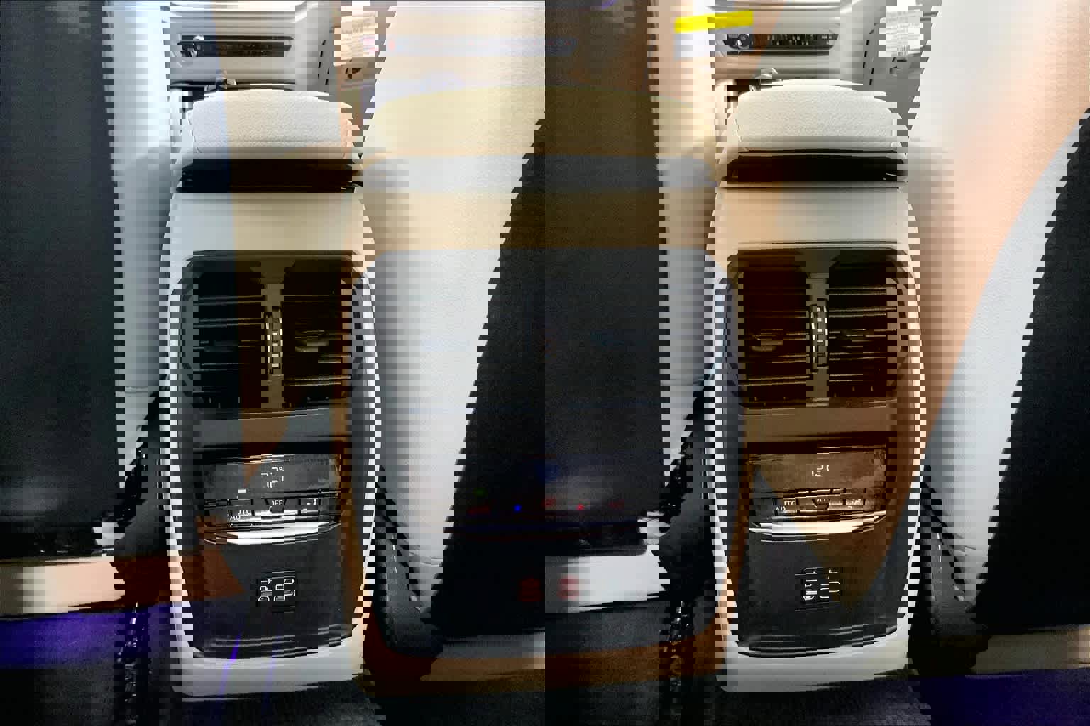 Certified 2023 BMW 430i xDrive Coupe w/ M Sport Package image 34