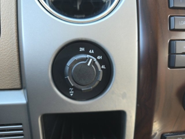 Used 2012 Ford F150 Lariat w/ Lariat Chrome Pkg image 17