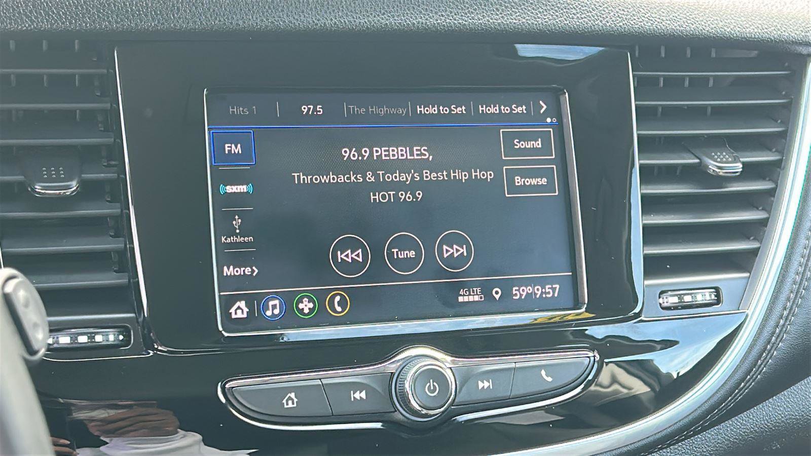 Used 2022 Buick Encore Preferred w/ Safety Package image 21