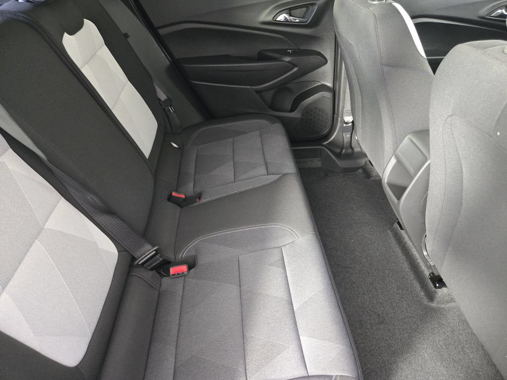 New 2026 Chevrolet Trax LS FWD image 34