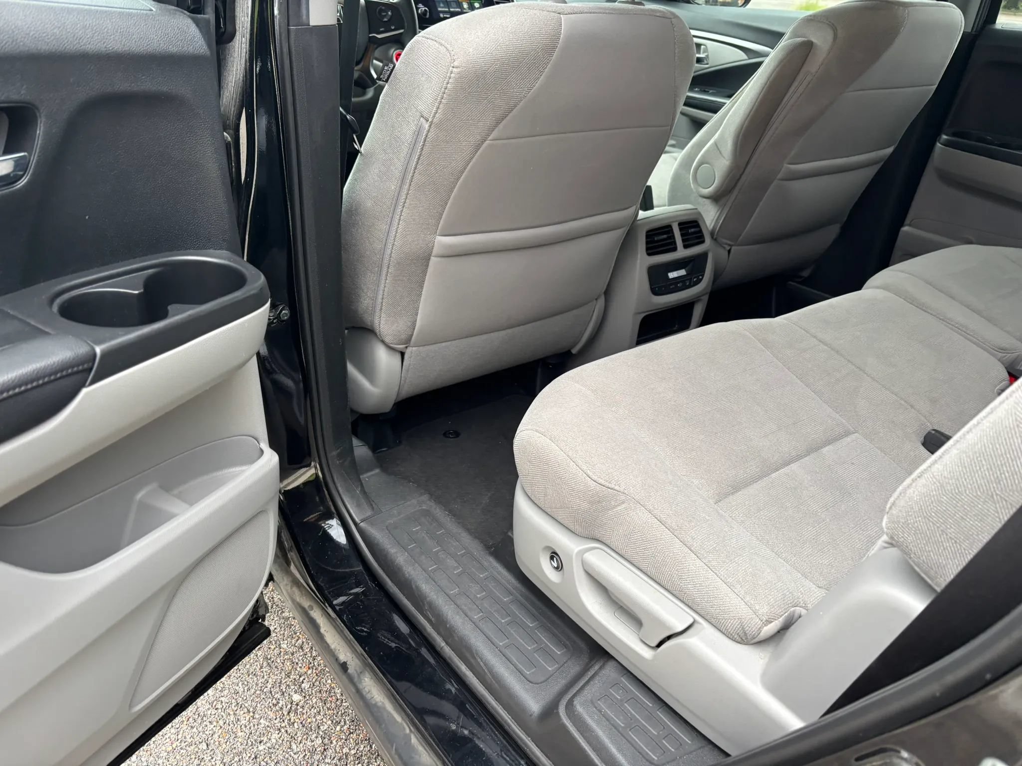 Used 2020 Honda Pilot EX image 28
