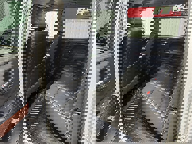 Used 2016 GMC Sierra 2500 SLT w/ Duramax Plus Package image 14