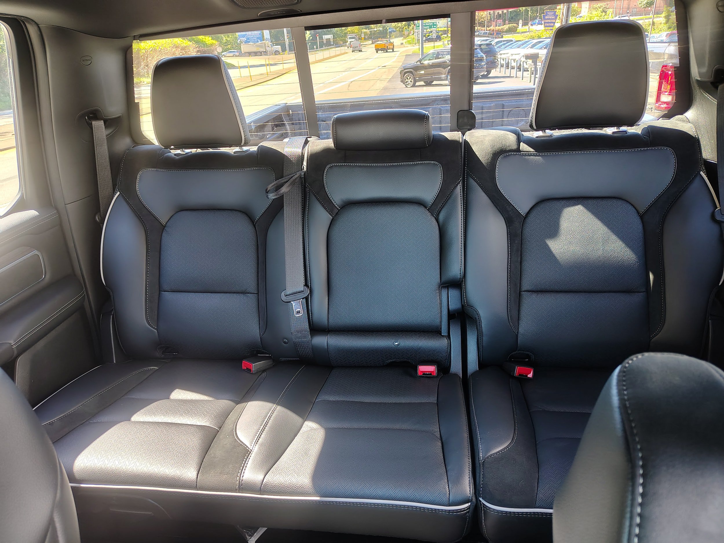 New 2027 RAM 1500 Laramie AWD/4WD image 23