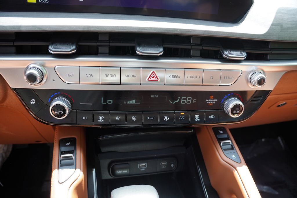 Certified 2024 Kia Telluride EX X-Line AWD/4WD image 29