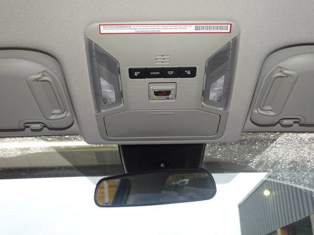 Used 2021 Toyota RAV4 XLE image 24