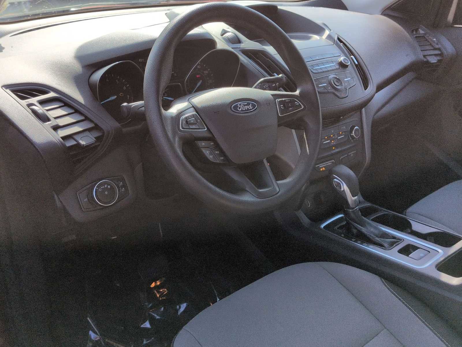 Used 2019 Ford Escape S image 16