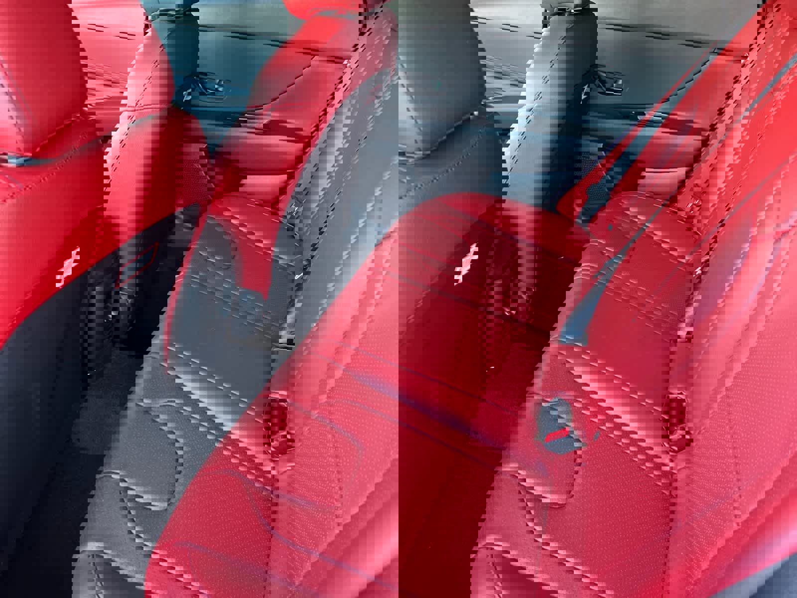 New 2025 Hyundai Elantra Sport image 5