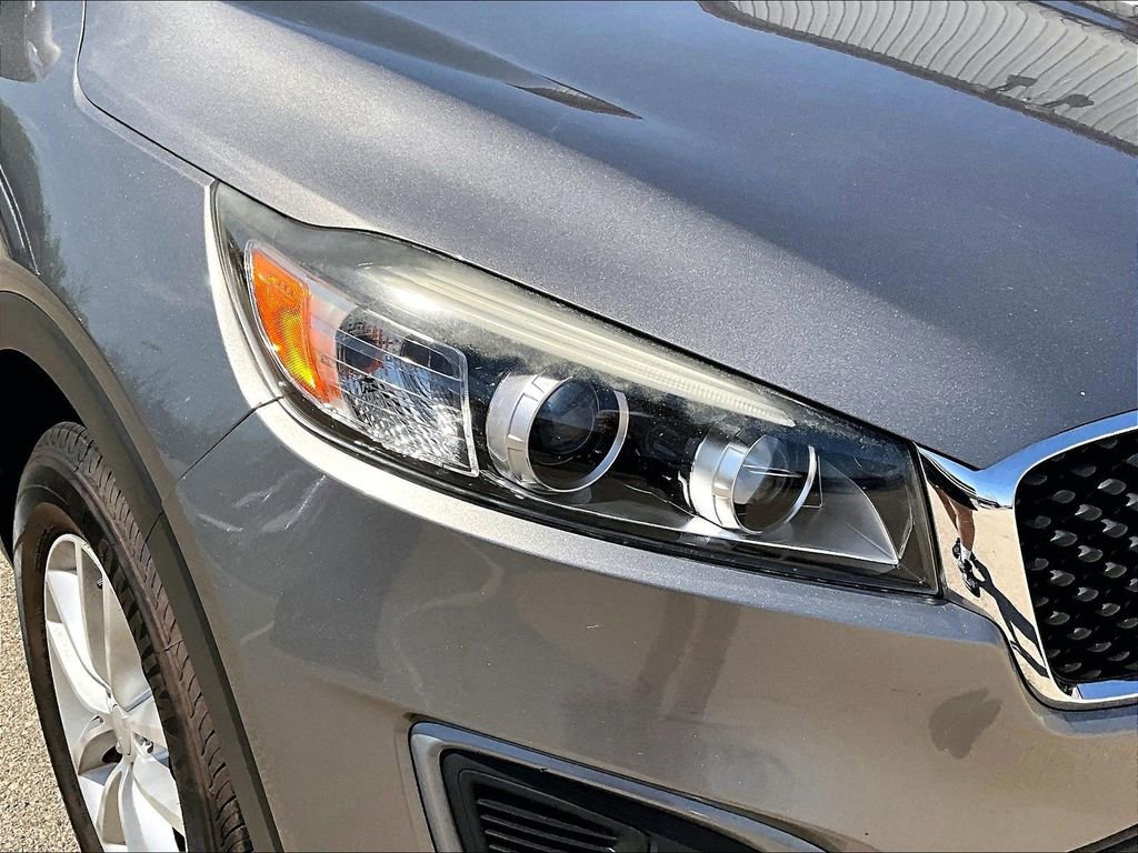 Used 2016 Kia Sorento L FWD image 31