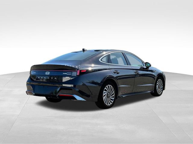 New 2025 Hyundai Sonata Limited image 7