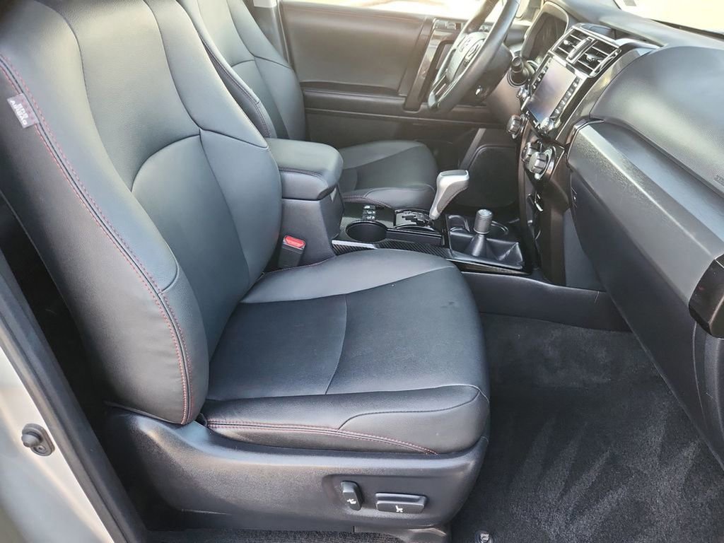 Used 2024 Toyota 4Runner TRD Off-Road Premium image 18