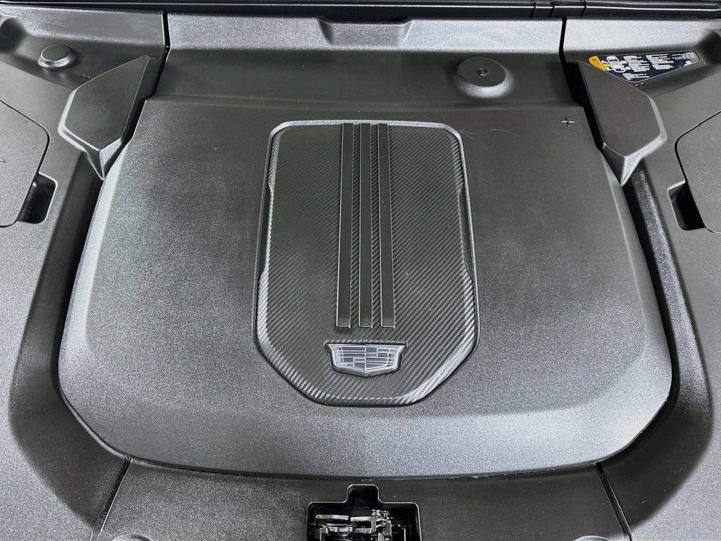 Used 2024 Cadillac Lyriq Sport AWD/4WD image 37
