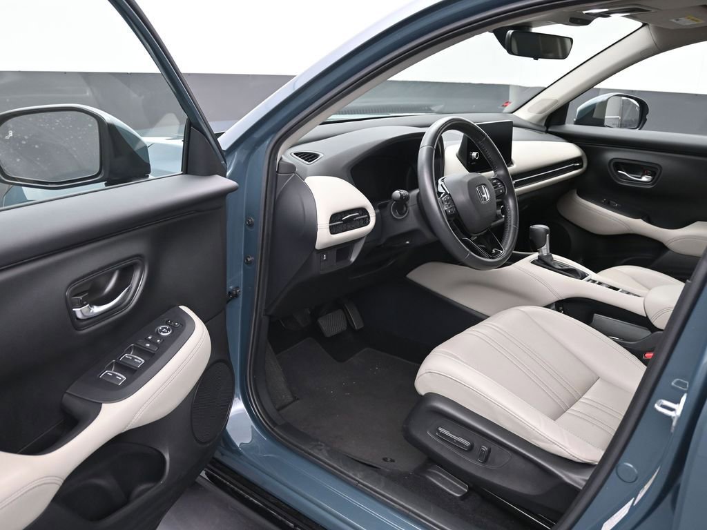 Used 2024 Honda HR-V EX-L image 10
