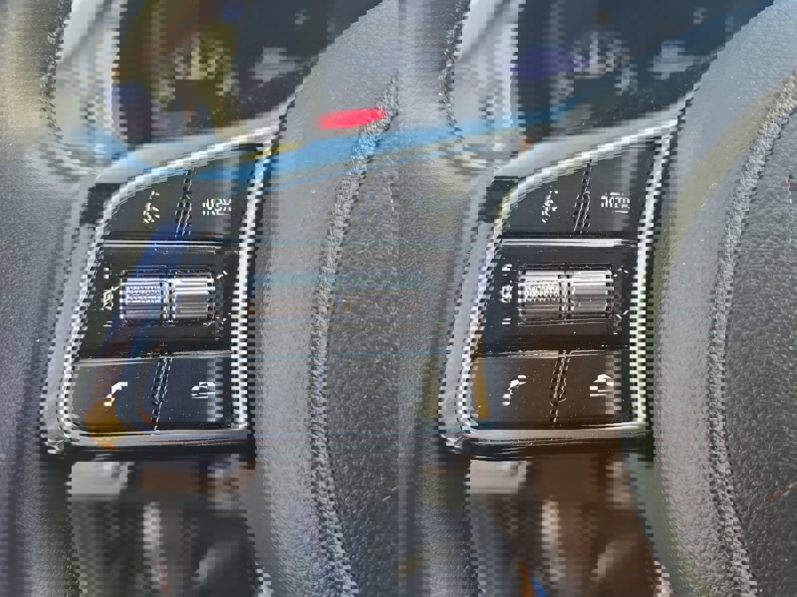 Used 2023 Kia Seltos EX image 18