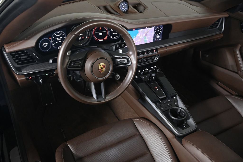 Certified 2021 Porsche 911 Carrera RWD image 4