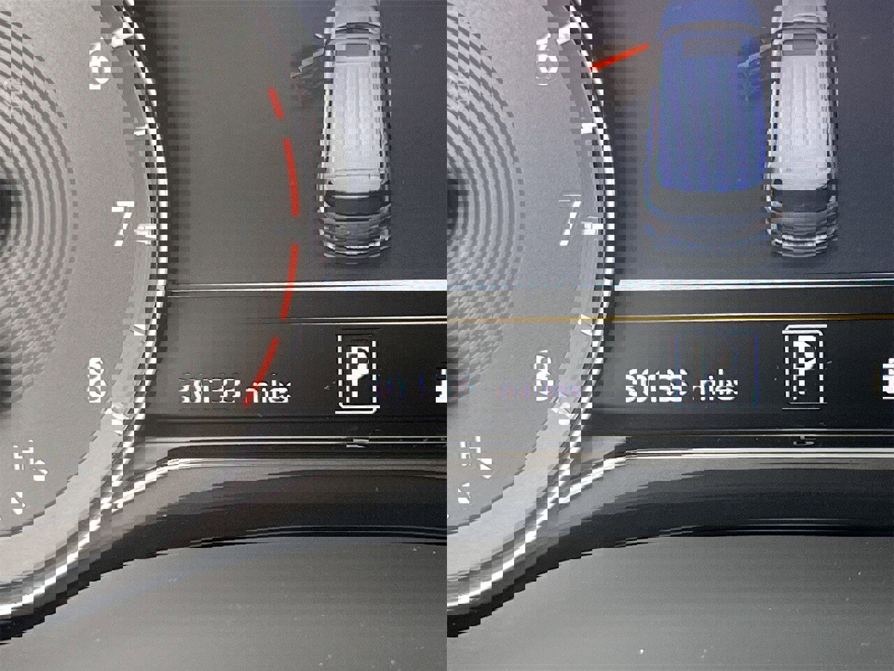 Used 2022 INFINITI QX80 Sensory w/ Cargo Package image 12