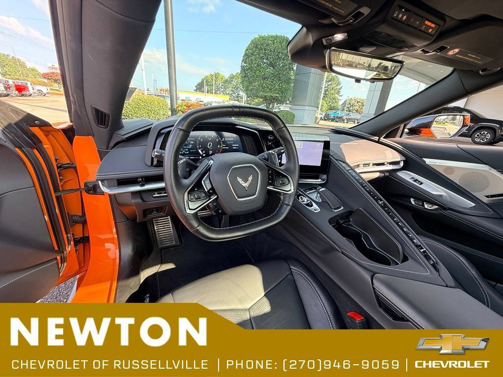 Used 2024 Chevrolet Corvette Stingray Preferred Conv w/ Z51 Performance Package RWD image 9
