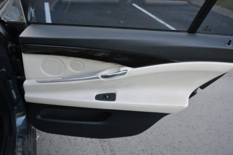 Used 2010 BMW 535i Gran Turismo image 13