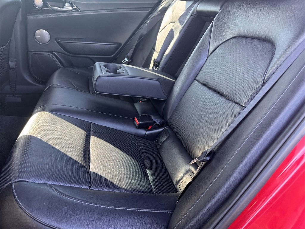 Used 2019 Kia Stinger Premium image 26
