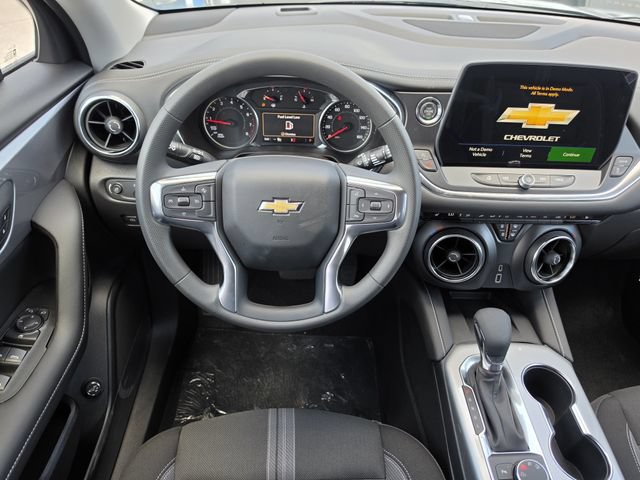New 2026 Chevrolet Blazer LT w/ Convenience Package AWD/4WD image 10
