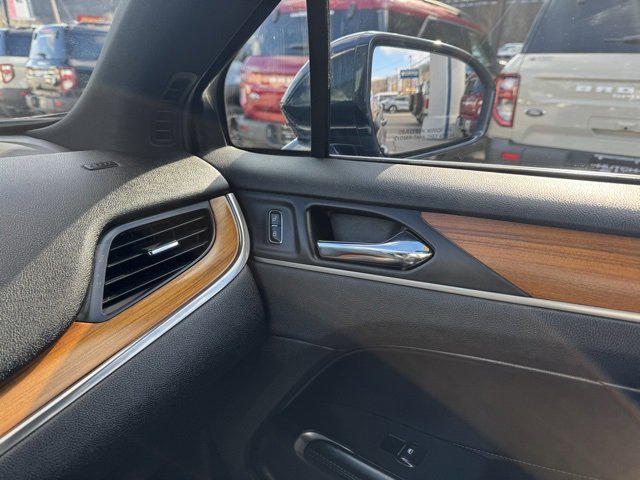 Used 2015 Lincoln MKC AWD w/ Equipment Group 102A Reserve image 26