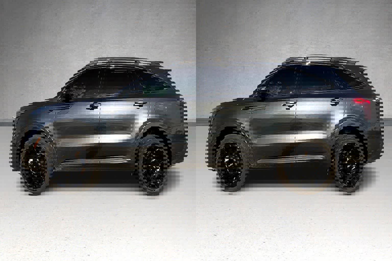 Certified 2024 Kia Sorento X-Line EX image 3