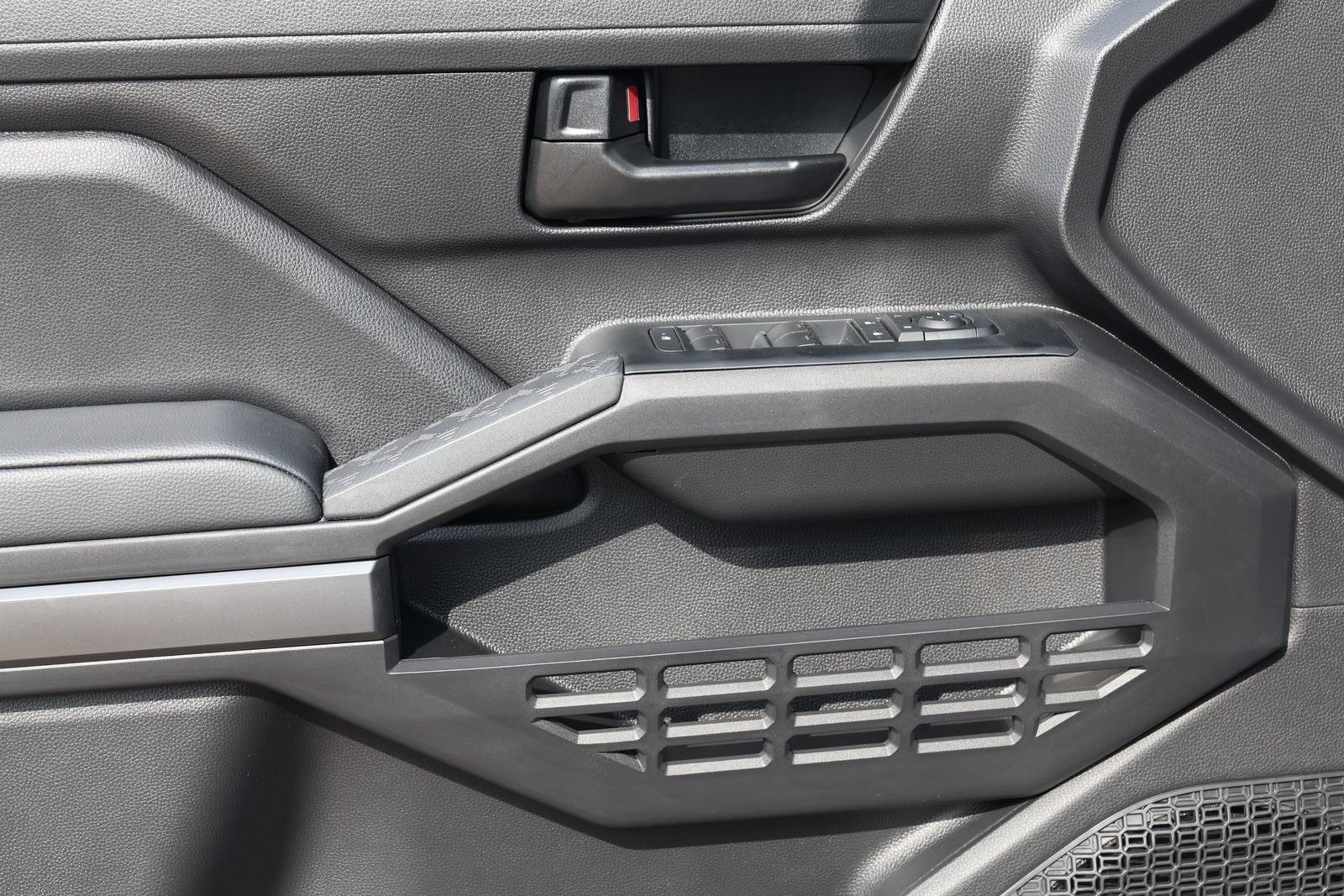 New 2026 Toyota Tacoma SR5 AWD/4WD image 27