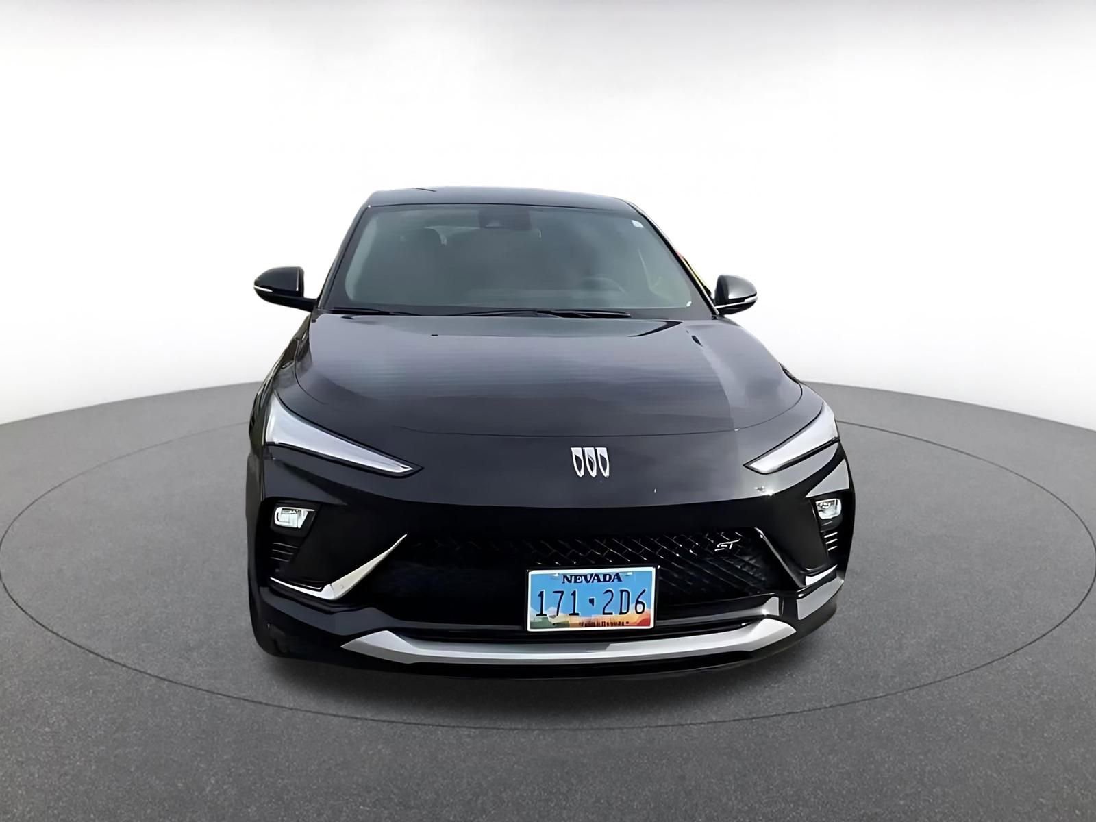 Used 2025 Buick Envista Sport Touring image 4