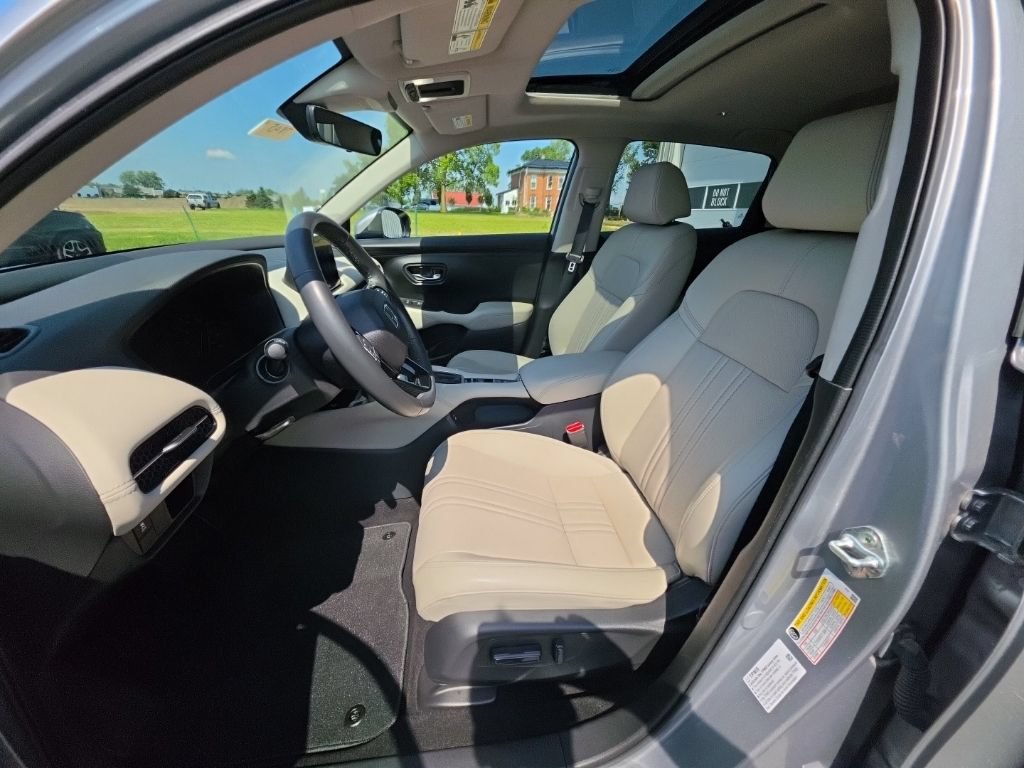 Used 2024 Honda HR-V EX-L image 14