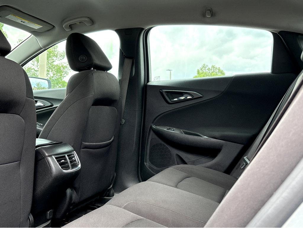 Used 2024 Chevrolet Malibu LT FWD image 17