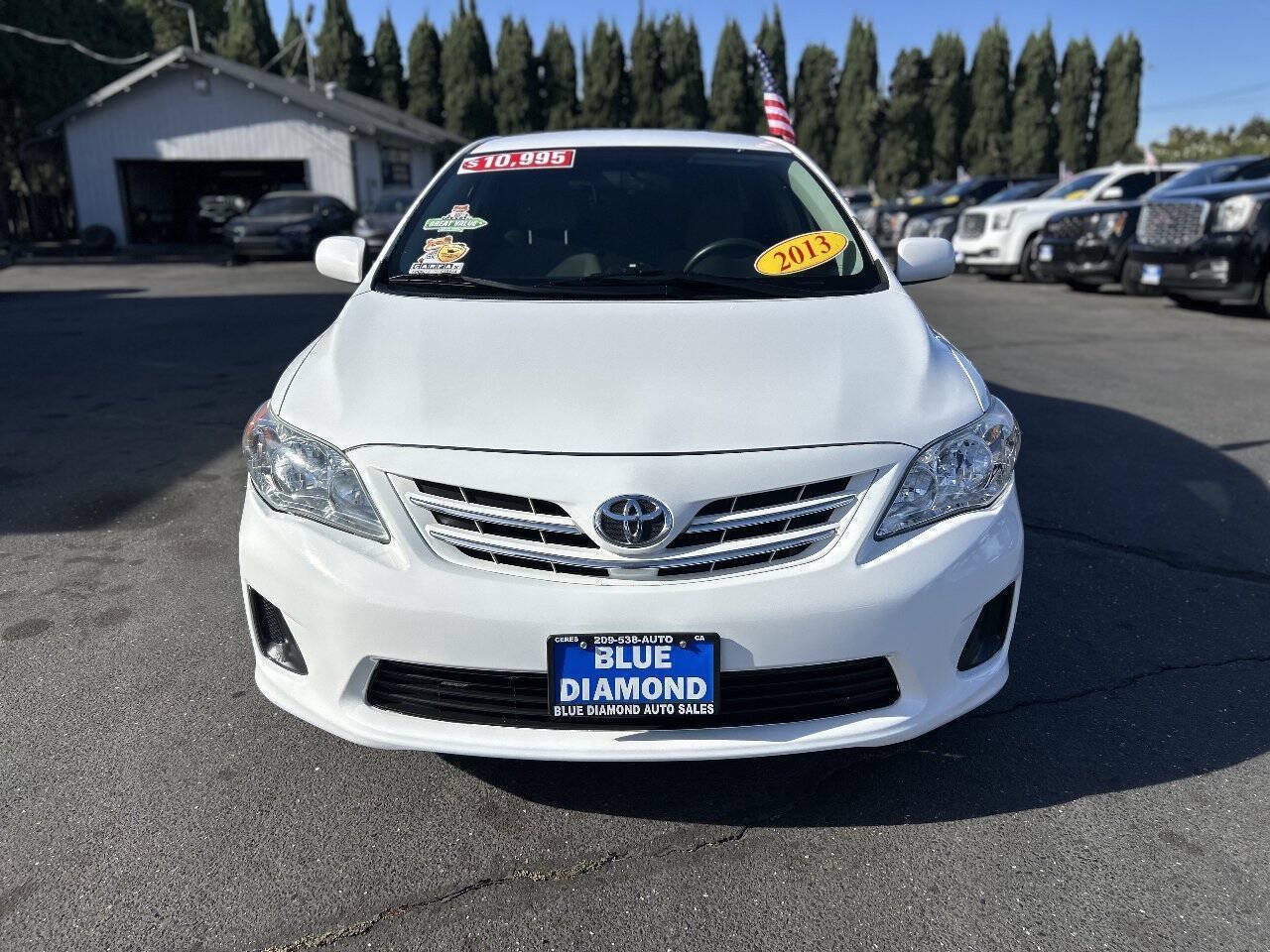Used 2013 Toyota Corolla LE FWD image 2