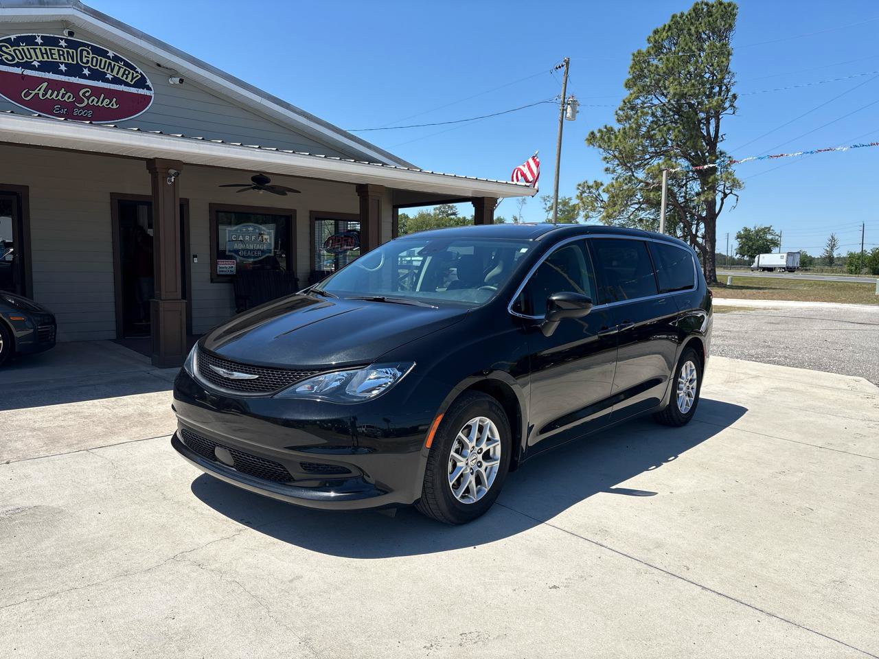 Used 2023 Chrysler Voyager LX