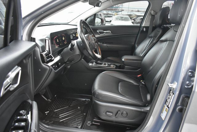 Used 2023 Kia Sportage EX image 13