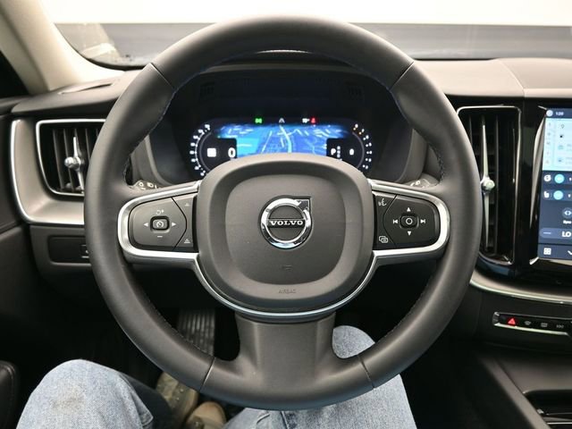 Used 2023 Volvo XC60 B5 Core w/ Climate Package image 21