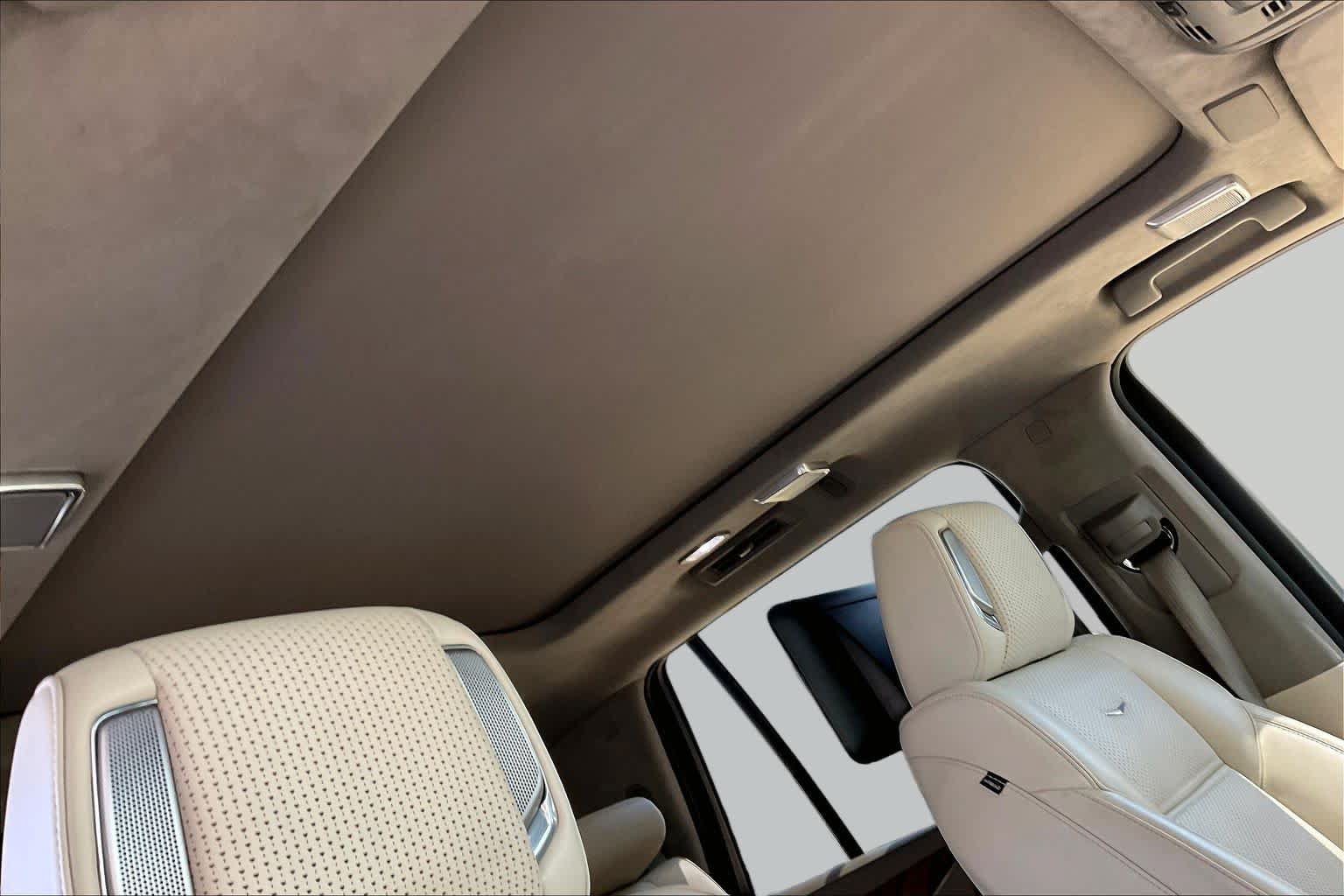 Used 2021 Cadillac Escalade Sport Platinum AWD/4WD image 14