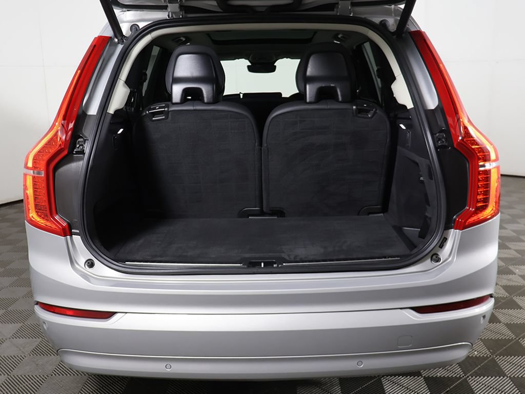 Used 2023 Volvo XC90 B6 Core w/ Climate Package AWD/4WD image 19