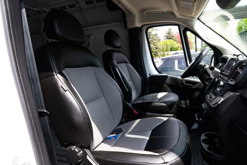 Used 2023 RAM ProMaster 2500 image 21