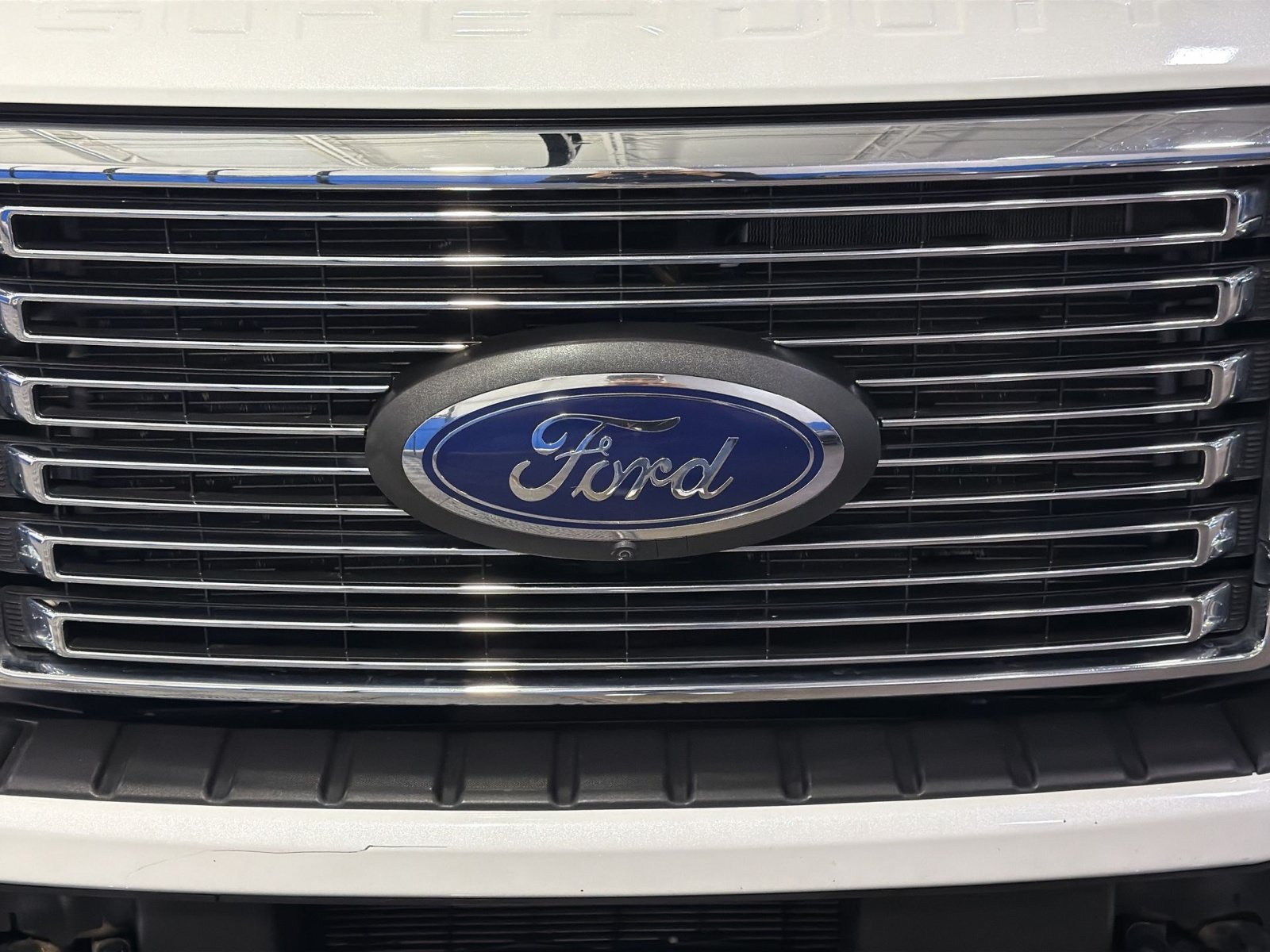 Used 2022 Ford F450 Platinum AWD/4WD image 12