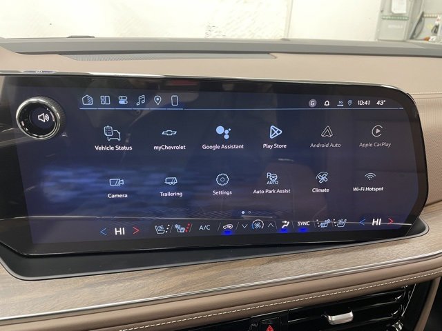 New 2026 Chevrolet Suburban High Country image 3
